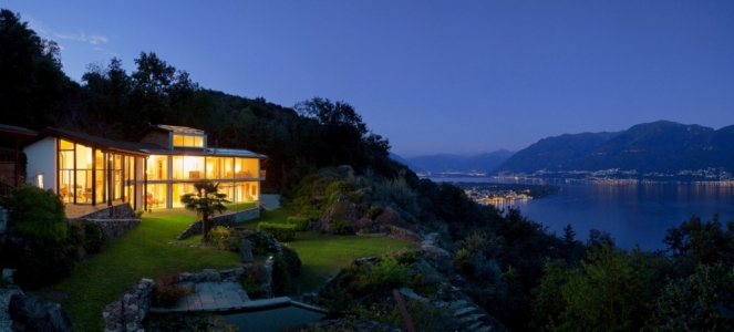 Villa con vista sul lago notte